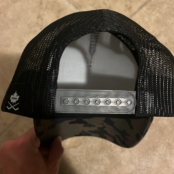 CCM SnapBack - Picture 3 of 3